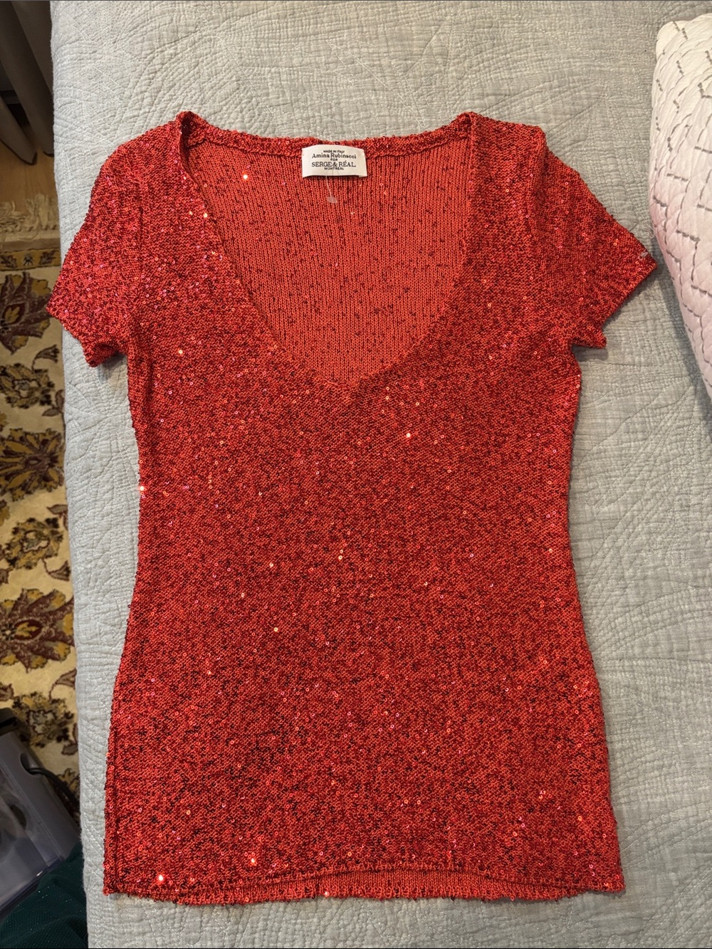 Adrienne Vittadini Red Sequin V-Neck Short Sleeve Top